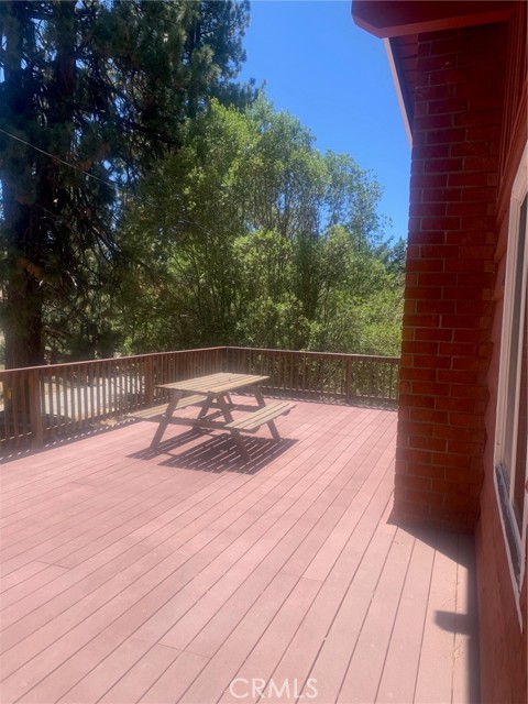33254 Wild Rose Drive, Green Valley Lake CA: https://media.crmls.org/medias/d1b5694e-25bc-4eee-b90d-37817747ad48.jpg