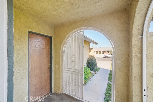 Detail Gallery Image 3 of 28 For 24335 Sykes Dr, Moreno Valley,  CA 92553 - 3 Beds | 2 Baths