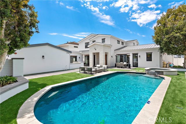 Front Image Thumbnail for CROC25251066