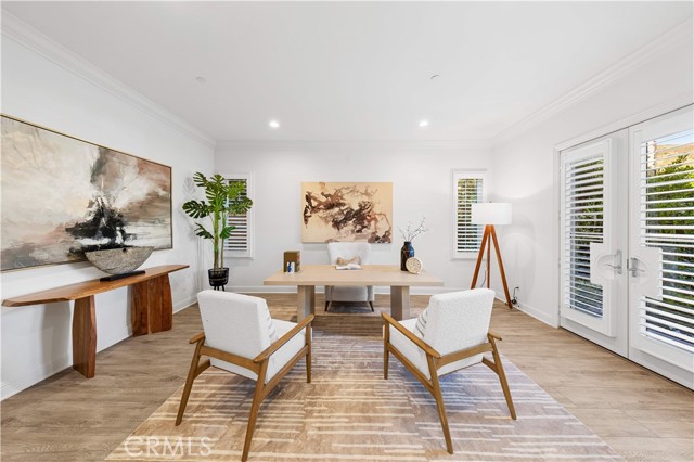 111 great oak, Irvine CA: https://media.crmls.org/medias/d1b64308-d4e3-4bb8-8886-d9e888859bc3.jpg