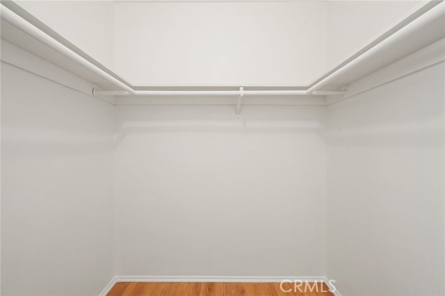 12953 Moorpark Street, Studio City CA: https://media.crmls.org/medias/d1b6c50a-0c3f-4657-93ce-ba315b83c5b5.jpg