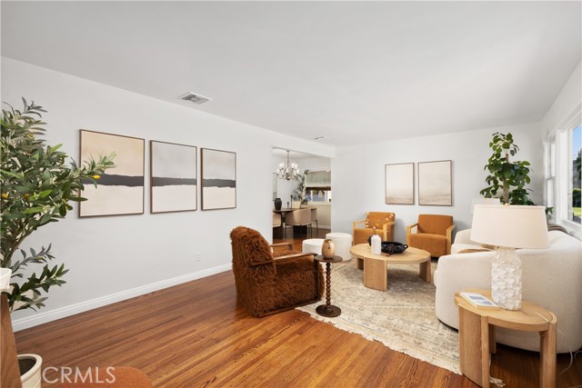 Detail Gallery Image 5 of 60 For 5023 Temple City Bld, Temple City,  CA 91780 - 2 Beds | 1/1 Baths