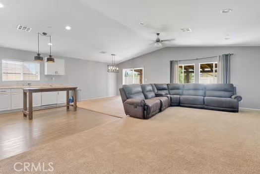 Detail Gallery Image 3 of 17 For 15784 Horizon Way, Adelanto,  CA 92301 - 3 Beds | 2 Baths
