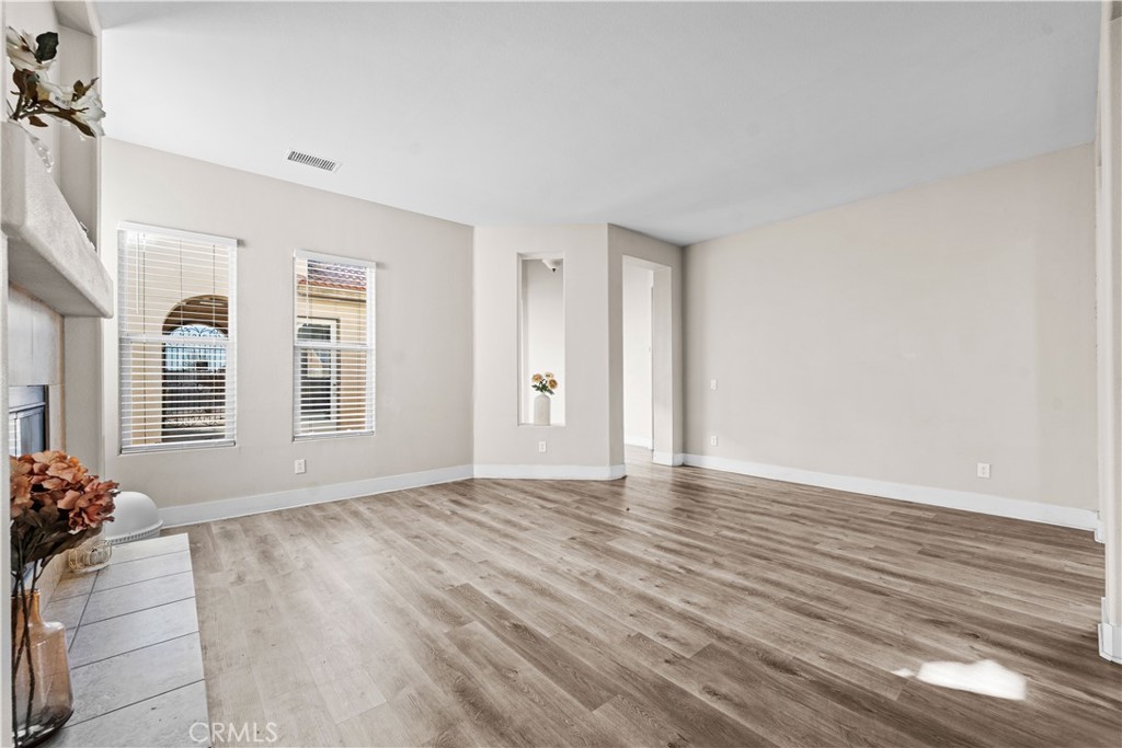 MLS #SR26201160 image #9
