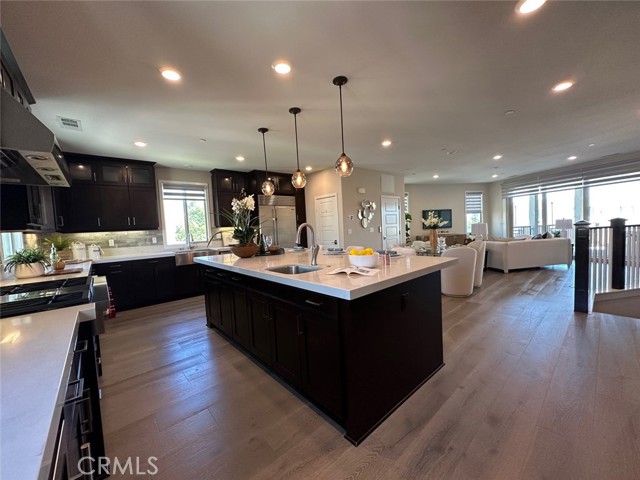195 Stellar, Irvine CA: https://media.crmls.org/medias/d1b9fd99-3775-43d5-855f-15a03224b452.jpg