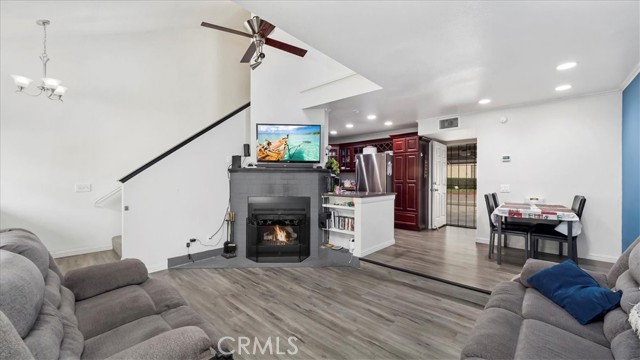 Image 3 for 922 W Arrow Hwy #E, Upland, CA 91786