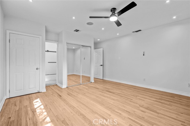 6106 Wilkinson Avenue photo 15