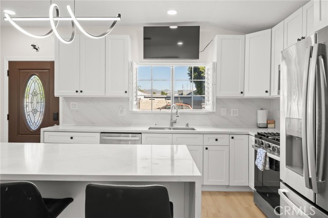 Detail Gallery Image 26 of 64 For 13533 Terra Bella, Pacoima,  CA 91331 - 5 Beds | 4/1 Baths