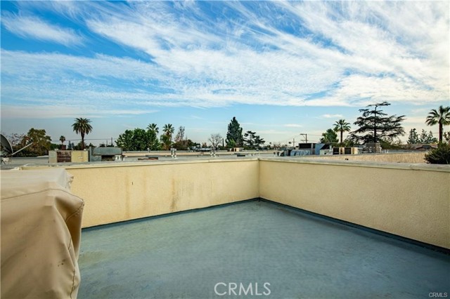 Detail Gallery Image 20 of 22 For 2463 Oswego St #109,  Pasadena,  CA 91107 - 3 Beds | 3/1 Baths