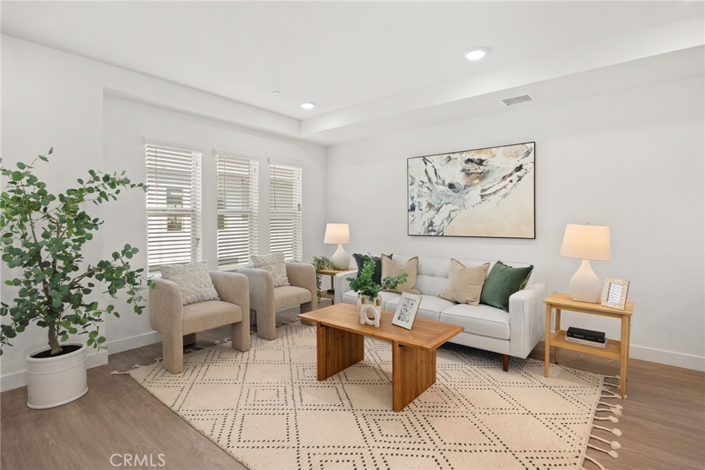 MLS #CV25088507 img 3