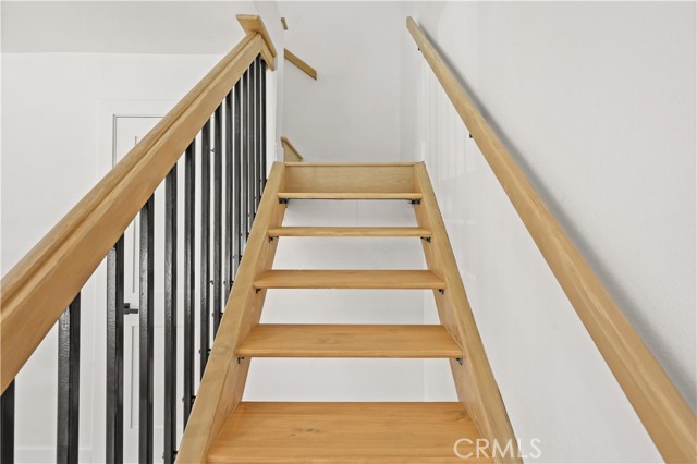 Detail Gallery Image 18 of 44 For 7010 Lennox Ave #C,  Van Nuys,  CA 91405 - 3 Beds | 2/1 Baths