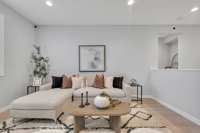 Detail Gallery Image 32 of 60 For 18348 Cachet, Canyon Country,  CA 91350 - 5 Beds | 5 Baths