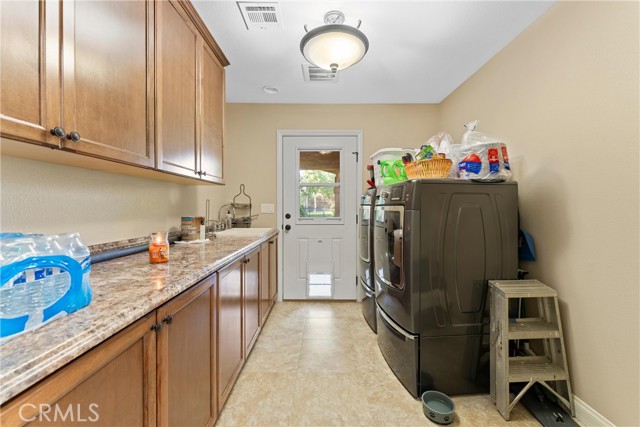 5622 W Avenue M4, Lancaster CA: https://media.crmls.org/medias/d1c12ae0-0863-4321-af88-323300954a84.jpg