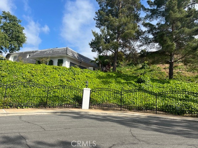 Detail Gallery Image 2 of 2 For 32418 Lake Pleasant Dr, Westlake Village,  CA 91361 - 4 Beds | 4 Baths