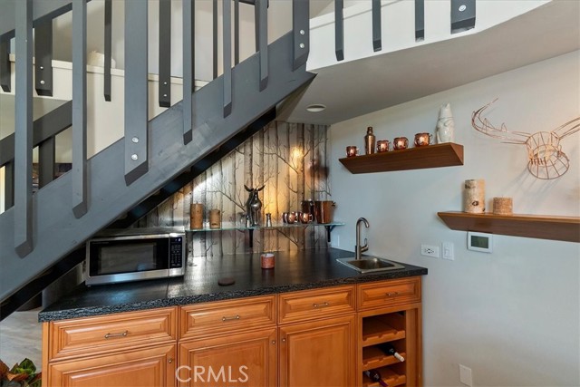 Detail Gallery Image 9 of 22 For 28131 Zermatt, Lake Arrowhead,  CA 92352 - 3 Beds | 2 Baths