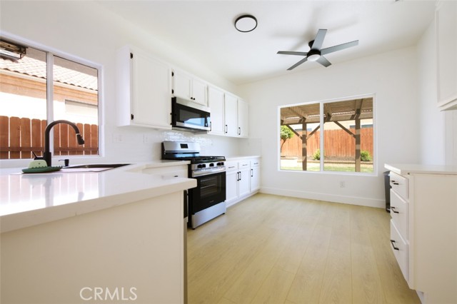Detail Gallery Image 18 of 43 For 16532 Sir Barton Way, Moreno Valley,  CA 92551 - 3 Beds | 2/1 Baths
