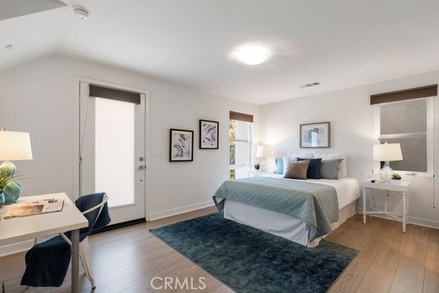 Detail Gallery Image 17 of 26 For 2700 E Chaucer St #23,  Los Angeles,  CA 90065 - 4 Beds | 4 Baths
