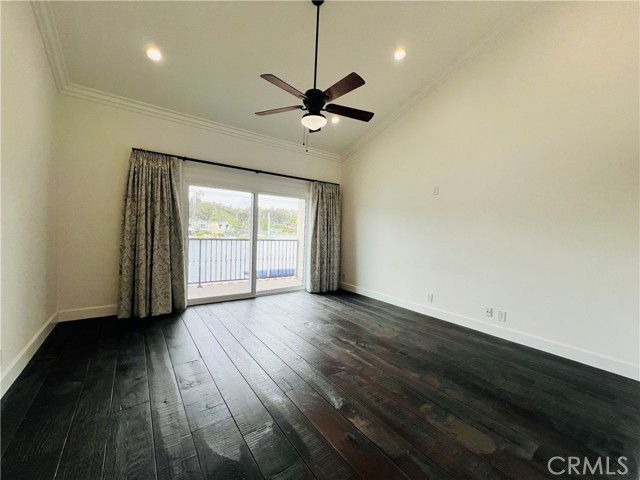 22005 Arrowhead Lane, Lake Forest CA: https://media.crmls.org/medias/d1c50283-8e25-428f-b8aa-2c6984b1cf5a.jpg