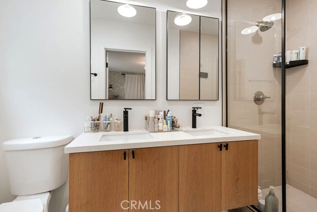 Detail Gallery Image 35 of 48 For 4028 Don Diablo, Los Angeles,  CA 90008 - 3 Beds | 2 Baths