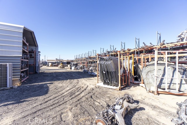 42052 3rd Street, Lancaster, California 93535, ,Commercial Lease,For Rent,42052 3rd Street,CRBB24251746