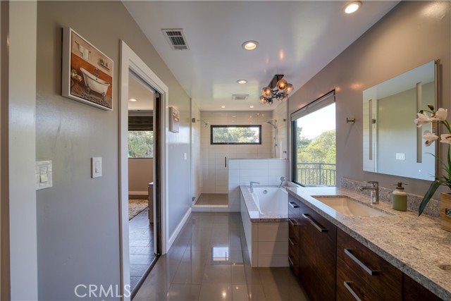 131 Serrano Heights, San Luis Obispo CA: https://media.crmls.org/medias/d1c8fcc2-cfd5-4024-9e58-0916d07ed514.jpg