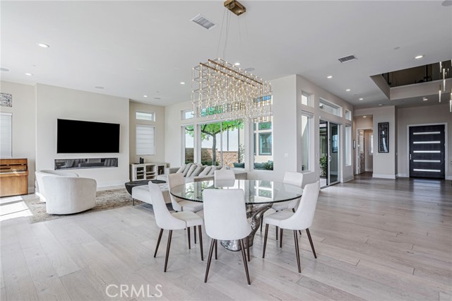 Detail Gallery Image 32 of 71 For 20532 W Birmingham Way, Porter Ranch,  CA 91326 - 4 Beds | 4/1 Baths