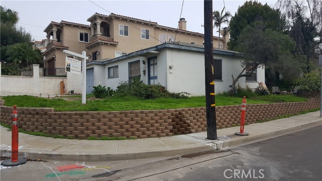 1600 1st Street, Manhattan Beach, California 90266, 2 Bedrooms Bedrooms, ,1 BathroomBathrooms,Residential,Sold,1st,SB17002428