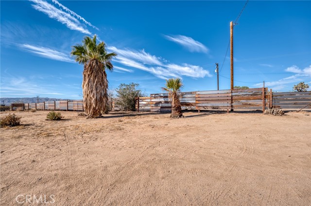 Detail Gallery Image 15 of 74 For 2953 Border Ave, Joshua Tree,  CA 92252 - 3 Beds | 2 Baths