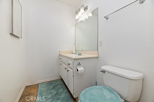 Detail Gallery Image 20 of 31 For 1932 E Yale St #B,  Ontario,  CA 91764 - 3 Beds | 1/1 Baths