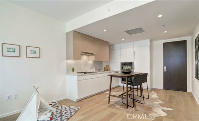 877 Francisco Street #1507, Los Angeles, CA, 90017 877 Francisco Street #1507, Los Angeles, CA, 90017