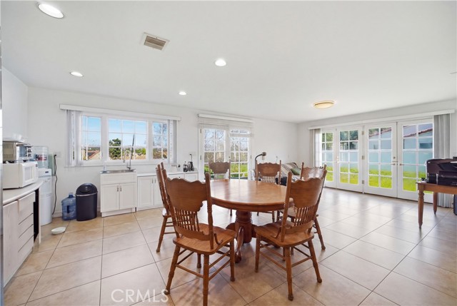 Detail Gallery Image 12 of 23 For 23139 Park Contessa, Calabasas,  CA 91302 - 4 Beds | 4/1 Baths