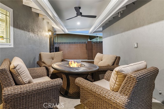 10041 Margo Lane, Westminster CA: https://media.crmls.org/medias/d1ccb6ea-6194-4eb3-b649-2e8ffc615da7.jpg