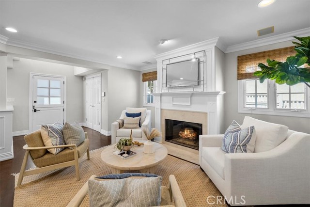 3108 Poinsettia Avenue, Manhattan Beach, California 90266, 3 Bedrooms Bedrooms, ,3 BathroomsBathrooms,Residential,Sold,Poinsettia,SB22192558