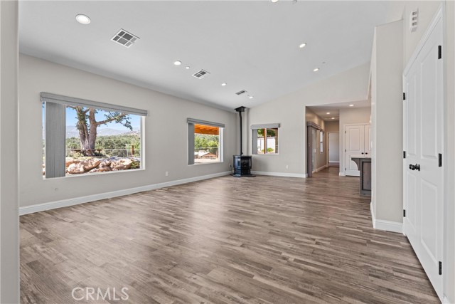 21813 Valley Vista Drive, Tehachapi CA: https://media.crmls.org/medias/d1ce1b25-861a-479f-848f-d11fa68db1c1.jpg