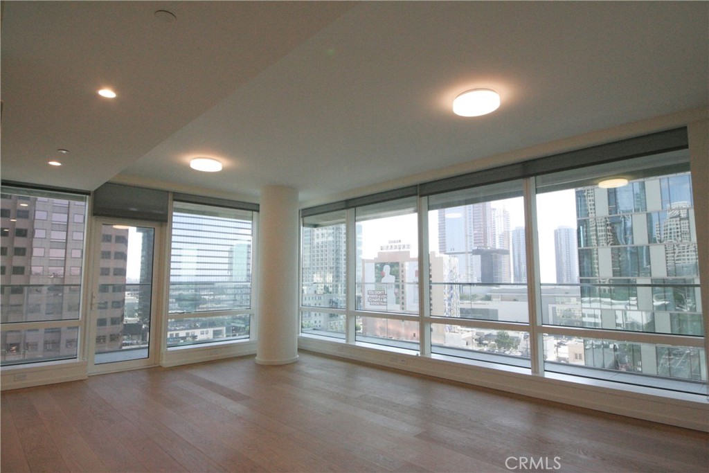 877 Francisco Street 1027, Los Angeles, CA 90017