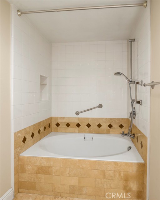 Detail Gallery Image 21 of 27 For 248 Oakleaf, Thousand Oaks,  CA 91360 - 1 Beds | 1 Baths