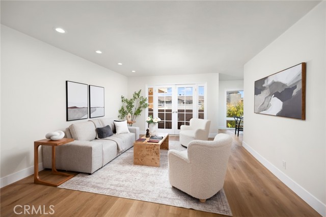 Detail Gallery Image 5 of 35 For 1010 Palm Ave #207,  West Hollywood,  CA 90069 - 2 Beds | 2 Baths