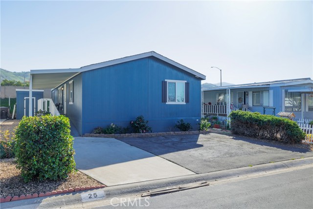 3700 Buchanan, Riverside CA: https://media.crmls.org/medias/d1cf2b9f-421b-471e-83ce-dac543b1b105.jpg