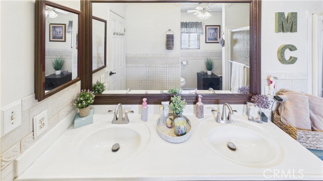 Detail Gallery Image 5 of 9 For 1417 Village St, Redlands,  CA 92374 - 2 Beds | 2 Baths
