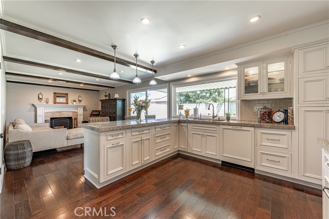 8072 W Joan Circle, La Palma CA: https://media.crmls.org/medias/d1d1814a-8e08-4131-aa82-6aad4cddb2a1.jpg