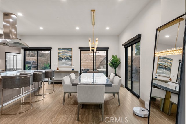 Detail Gallery Image 12 of 37 For 18703 Redwing St, Tarzana,  CA 91356 - 3 Beds | 2/1 Baths