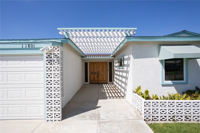 Front Image Thumbnail for CROC26086408