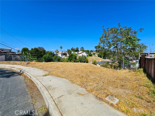 Detail Gallery Image 3 of 18 For 1984 Heidleman Rd, El Sereno,  CA 90032 - – Beds | – Baths