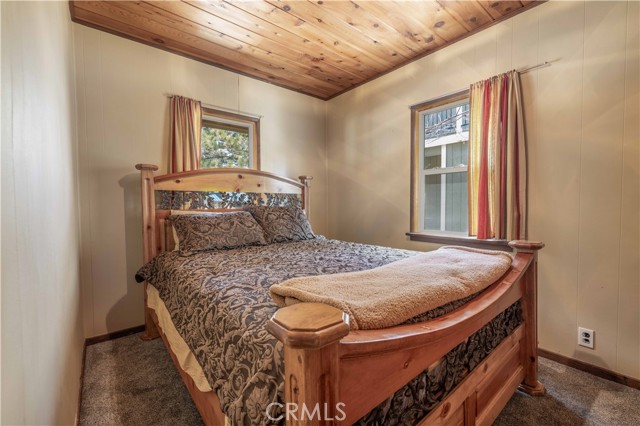 Detail Gallery Image 36 of 40 For 39791 Forest, Big Bear Lake,  CA 92315 - 3 Beds | 2 Baths