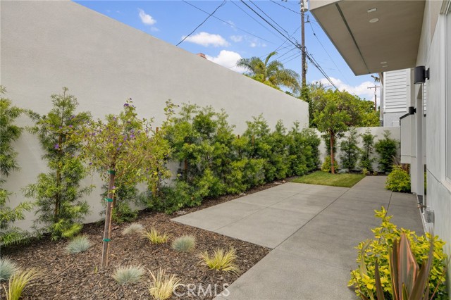 2413 CURTIS AVENUE, Redondo Beach, California 90278, 4 Bedrooms Bedrooms, 0 ,3 BathroomsBathrooms,Residential,For Sale,CURTIS AVENUE,0,SB26152258