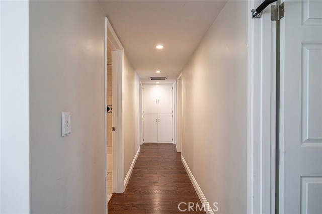 11211 Martha Ann Drive, Rossmoor CA: https://media.crmls.org/medias/d1d51978-f094-41fb-a37d-0703970778f0.jpg