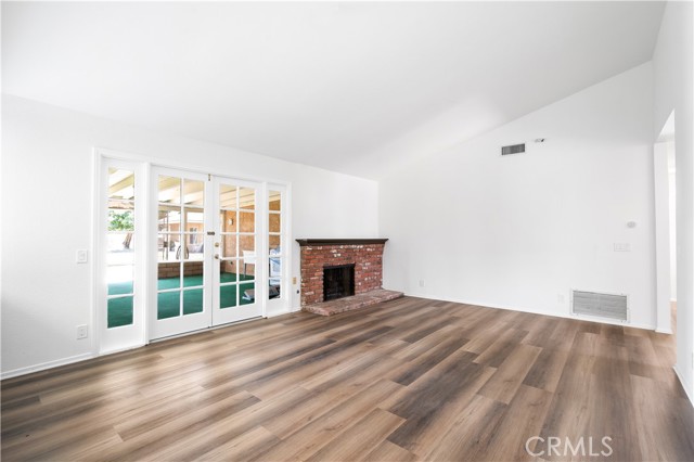 4299 Biscayne Street, Chino CA: https://media.crmls.org/medias/d1d5777c-cdac-46fb-8468-bbba5f849f19.jpg