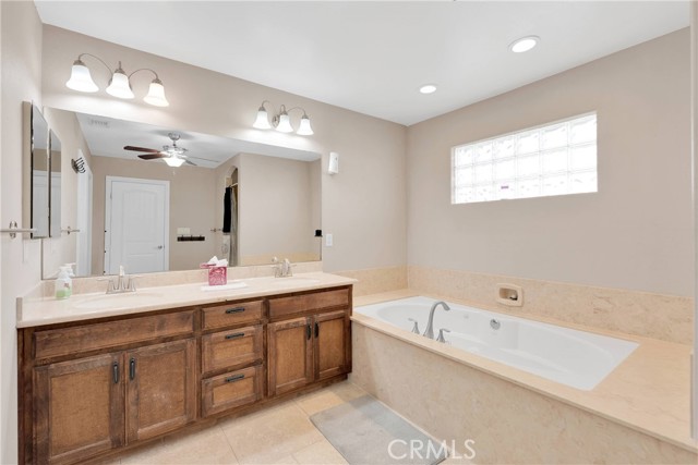 28094 Church Street, Barstow CA: https://media.crmls.org/medias/d1d5cc07-c728-4ad6-963e-f4bf6183f466.jpg