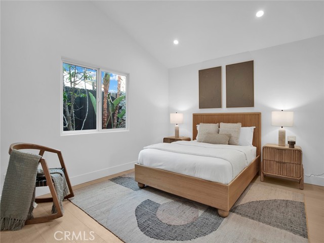Image 32 of 51 For 24100 Philiprimm Street