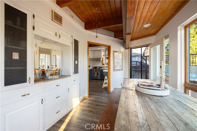 43811 Canyon Crest Drive, Big Bear Lake CA: https://media.crmls.org/medias/d1d60ace-3985-4e43-bd6a-87dc33296805.jpg